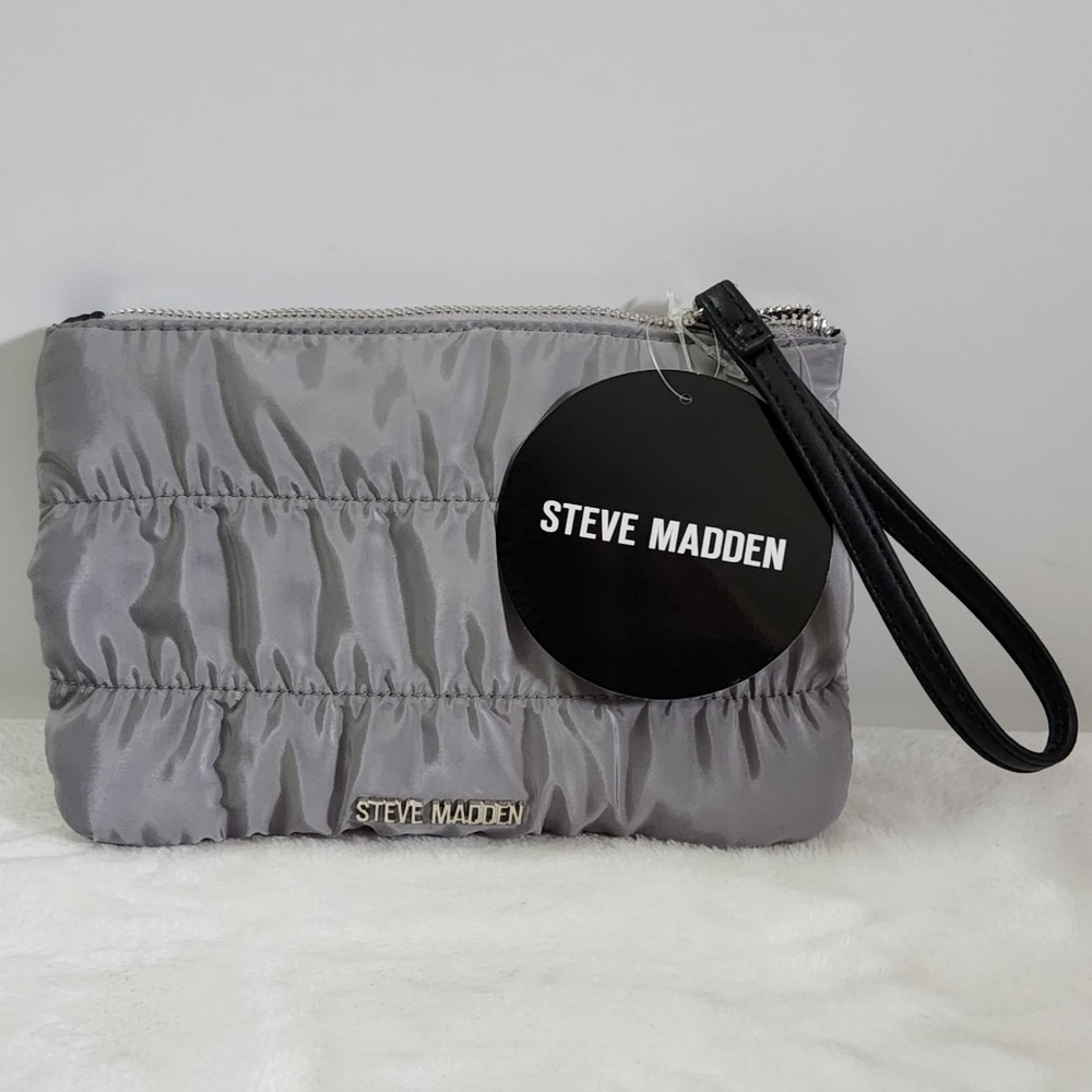 Steve Madden Gray Puffer Clutch Handbag Wristlet NWT